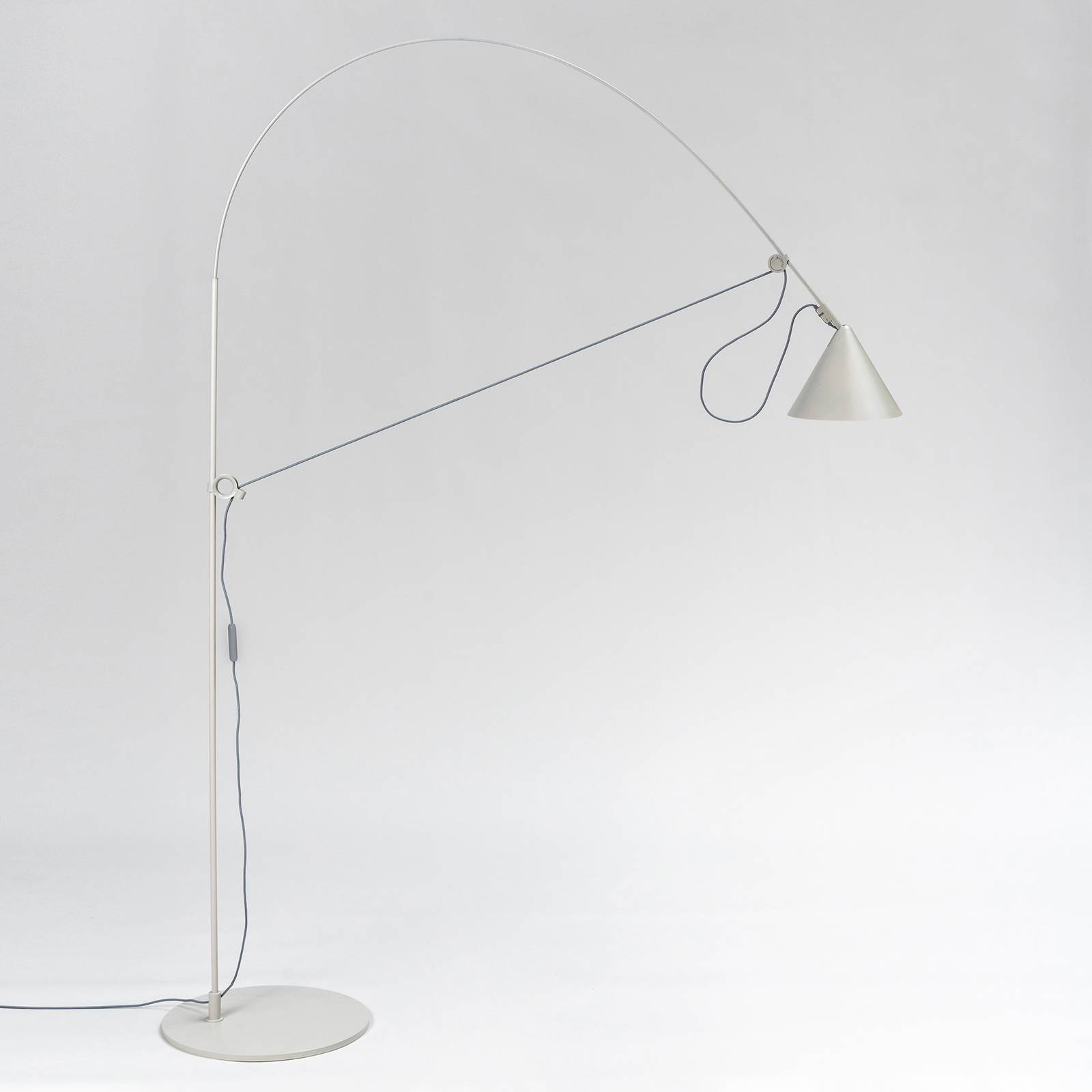 midgard AYNO L Stehlampe grau/grau 3.000K midgard AYNO L Stehlampe grau/grau 3.000K von midgard
