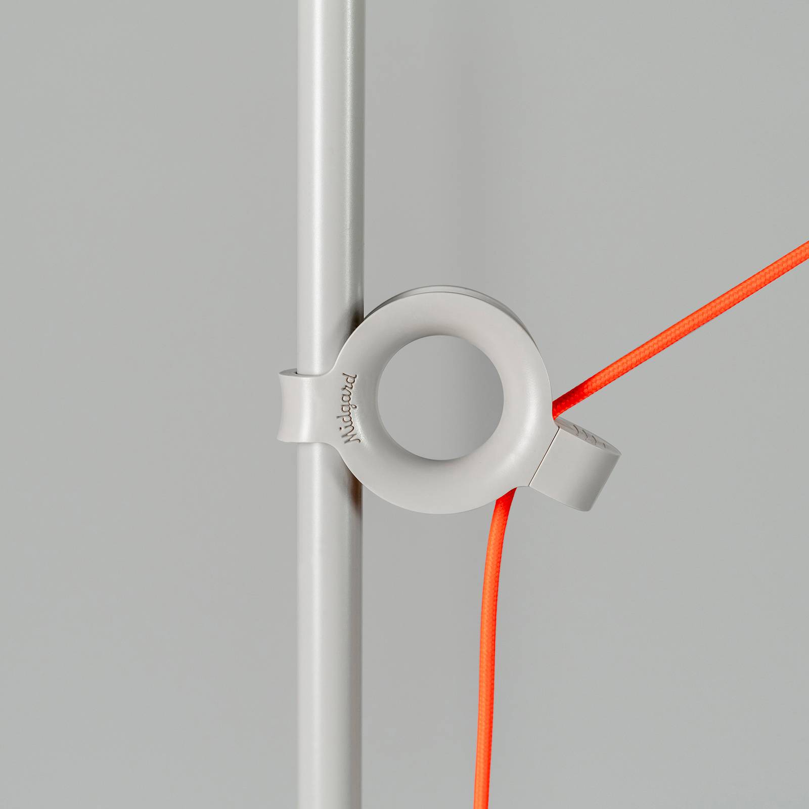 midgard AYNO XL Stehlampe grau/orange 2.700K midgard AYNO XL Stehlampe grau/orange 2.700K von midgard