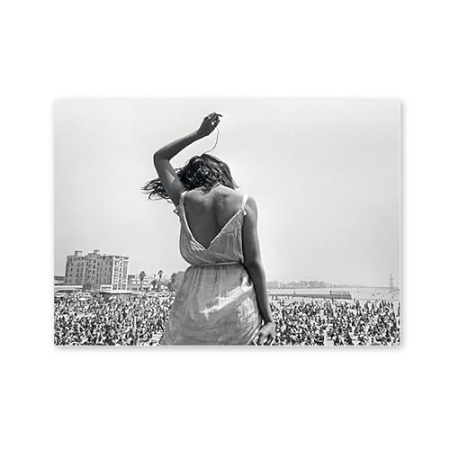 Postkarte A6 +++ LUSTIG von modern times +++ VENICE BEACH ROCK FESTIVAL +++ MODERN TIMES © STOCK, Dennis/Magnum Photos/Age von modern times