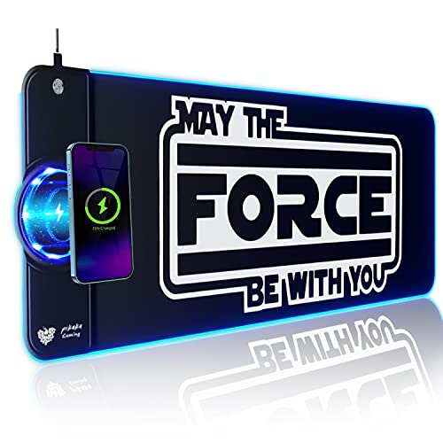 pikaka XXL Mauspad „May The Force be with You“ mit Lichtschwert Soundeffekt, Qi Ladestation, 12 versch. Beleuchtungsmodi, Mousepad Kabelloses Laden für iOS und Android, rutschfest, wasserabweisend von pikaka