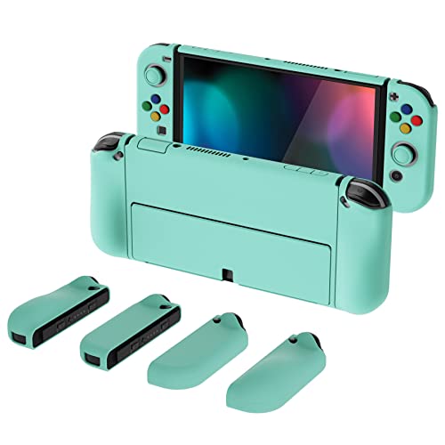 PlayVital AlterGrips Schutzhülle für Nintendo Switch OLED, Joy Con Slim Case Hülle Dockable Zubehör, Ergonomische Grip mit Thumbstick Caps&Tasten Kappen für Nintendo Switch OLED(Nebliges Grün) von playvital