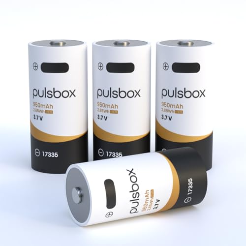 pulsbox 17335 Li-Ion Akku 3.7V 950mAh | USB-C wiederaufladbar | integrierter Schutz (3.7V | 4 x Akku) Kompatibel mit Arlo Wireless Security Camera VMC3030/VMK3200/VMS3330/3430/3530 von pulsbox