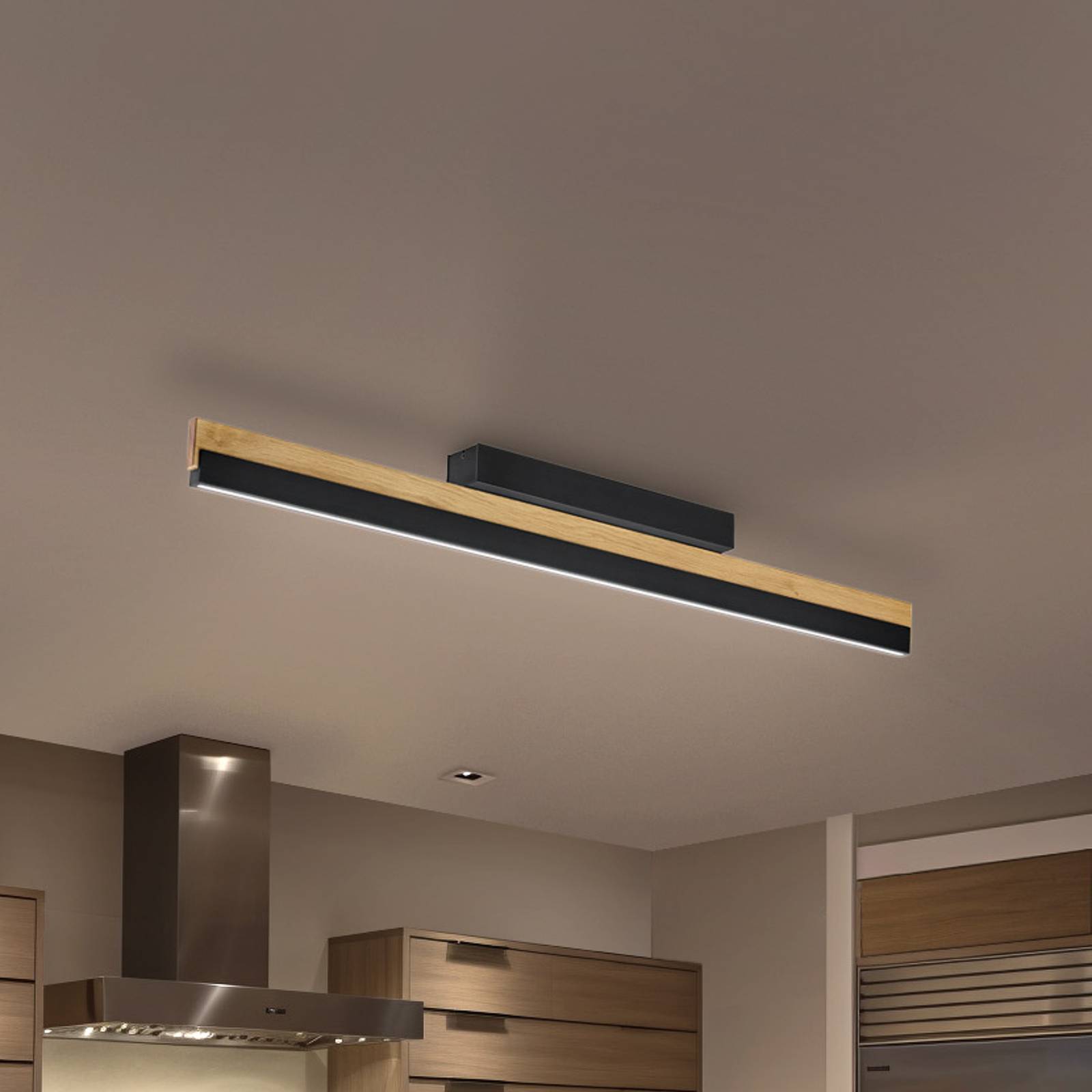 Quitani LED-Deckenleuchte Keijo, schwarz/eiche Quitani LED-Deckenleuchte Keijo, schwarz/eiche von Quitani