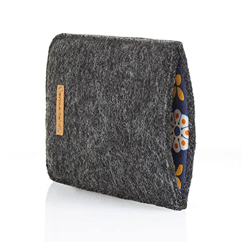 smukbird - Handytasche für iPhone 12 Mini mit Case | aus echtem Filz + Baumwolle | anthrazit | Design: Bloom smukbird - Handytasche für iPhone 12 Mini mit Case | aus echtem Filz + Baumwolle | anthrazit | Design: Bloom von smukbird
