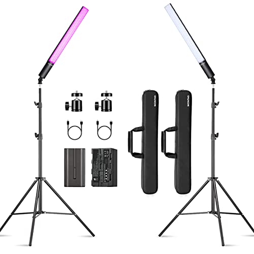 RGB LED Licht Fotografie Studioleuchte Beleuchtungsset, 2500-8500K Handheld LED Videolicht Stick mit 4 Farben Tuch und 2M Lichtstativ, RGB Lichtstab Fotografie mit F750 Akku, CRI≥97 (2 Pack) von soonpho