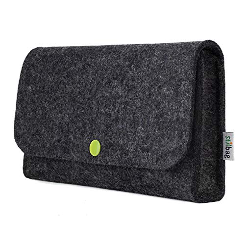 stilbag Tasche für Elektronik Zubehör aus Wollfilz anthrazit, Knopf apfelgrün stilbag Tasche für Elektronik Zubehör aus Wollfilz anthrazit, Knopf apfelgrün von stilbag