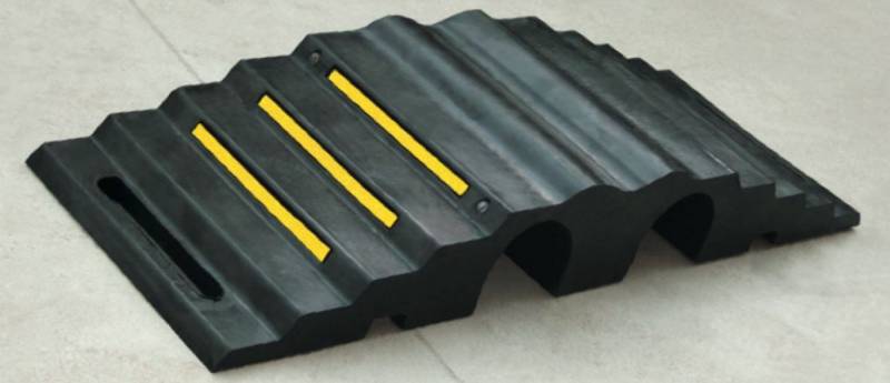 tecuro Kabelkanal Schlauchbrücke, L850 x B300 x H140 mm, für 2 Schläuche bis 3 1/2 Zoll von tecuro