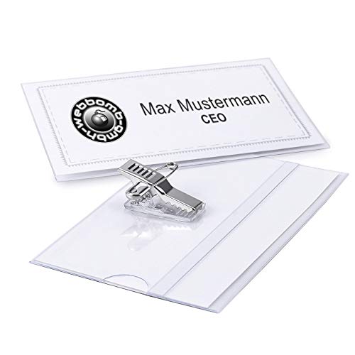 50 x WEBBOMB Kunststoff Schutzhüllen Namensschild-Halter für Kleidung Visitenkarten Namensschilder mit Clip und Ansteck-Nadel Betriebsausweis Halter Ausweishalter 50 Stück transparent von webbomb